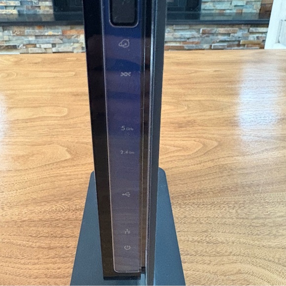 Netgear N600 Router - Picture 5 of 10